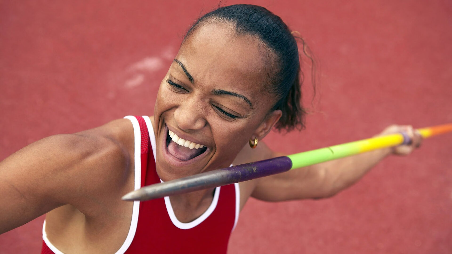 中国体操全锦赛女子高低杠赛场气氛激情澎湃 新星表现抢眼，2020体操全锦赛女子高低杠